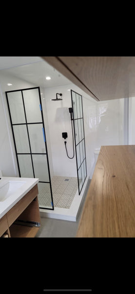 London Telephone Booth style Partitions